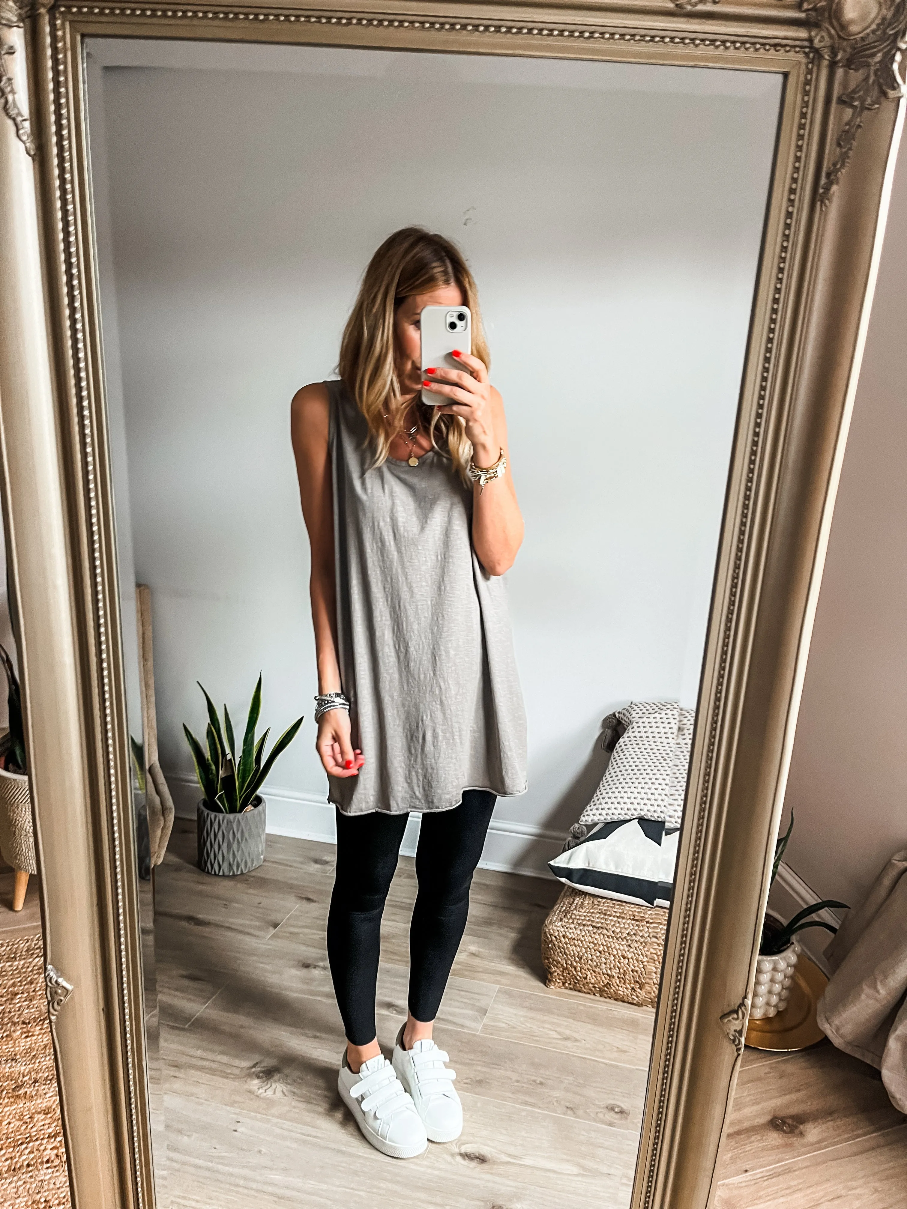 Curved Hem Tank Top