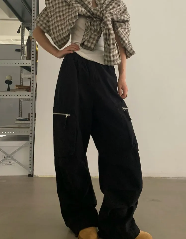 Functional Pleats Cargo Pants