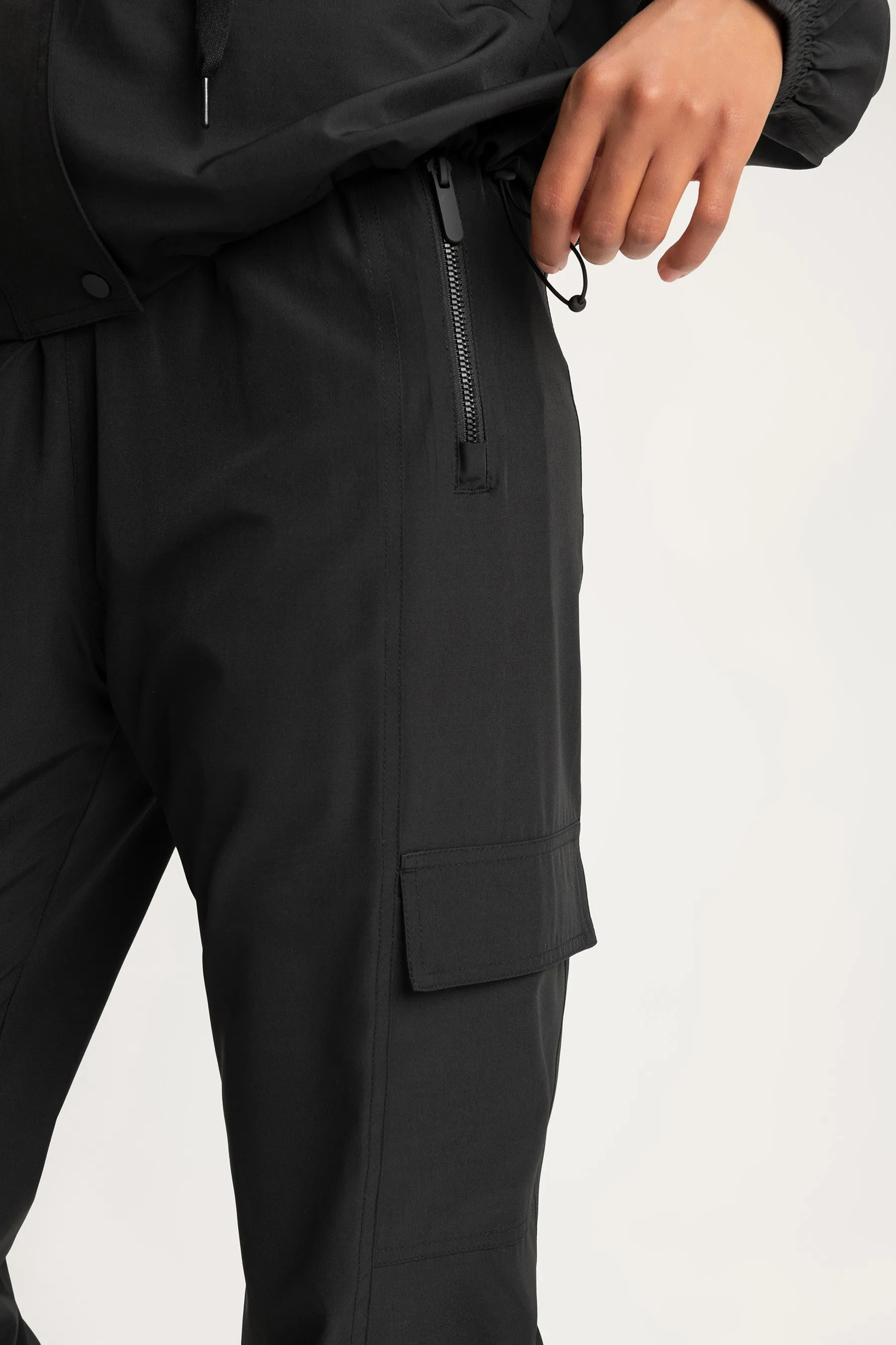 Nylon Stride Pants