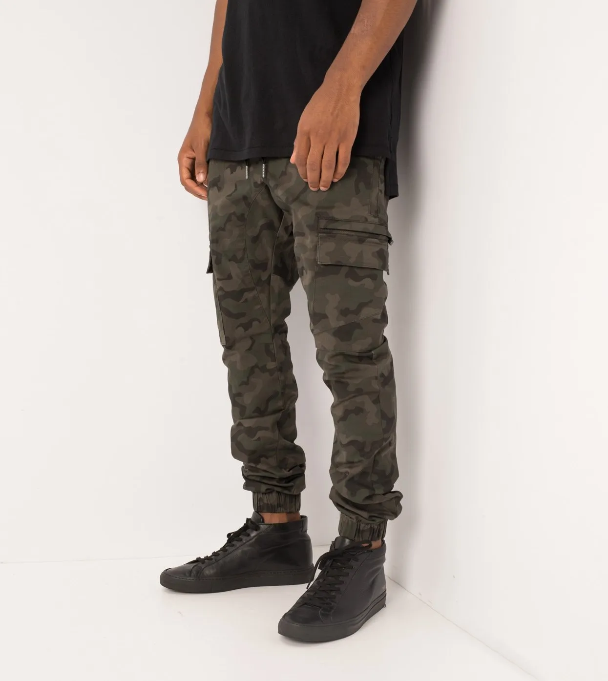 Sureshot Cargo Jogger Dark Camo - Sale